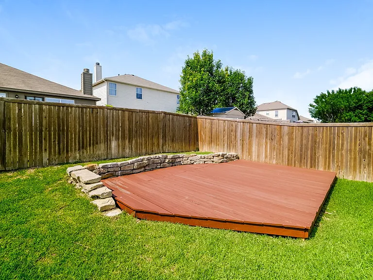 1005 Fort Apache Dr — Photo 18