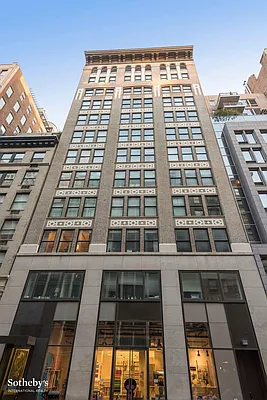 Sold by Sotheby's International Realty | media 10