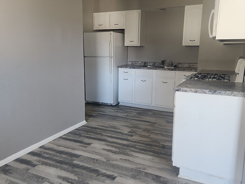 2nd image of 229 River Ln #6