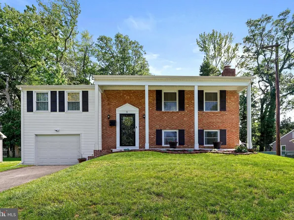 5 Neptune Ln, Willingboro, NJ 08046