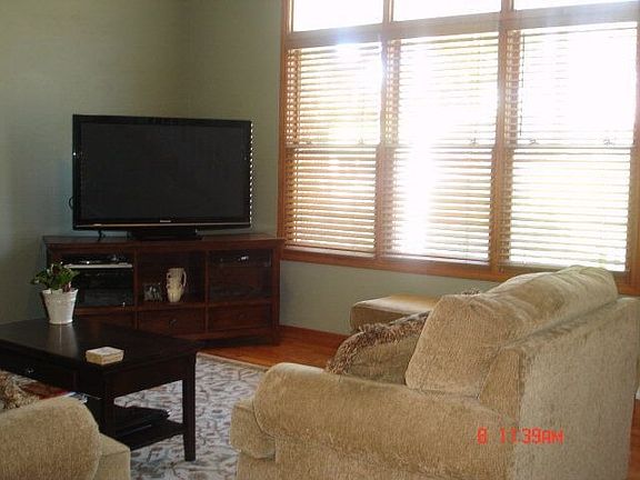 4th image of 1716 Liberty Ct