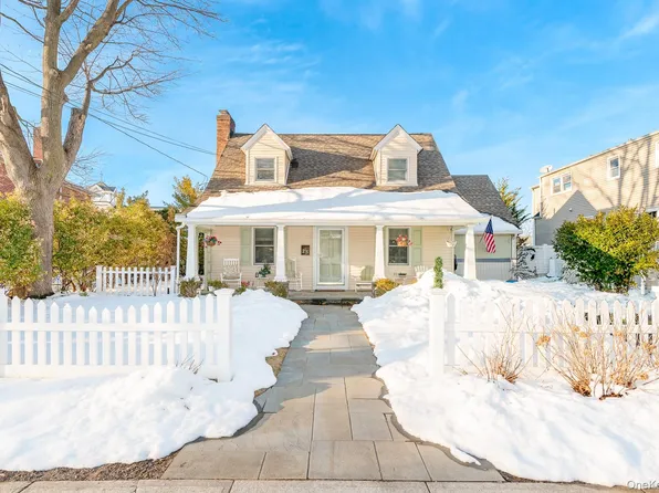 25 Old Mill Road, Merrick, NY 11566