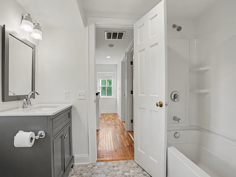 38 W Morgan Ave — Photo 30
