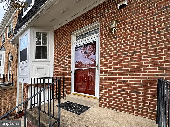 3rd image of 4278 Sleepy Lake Dr