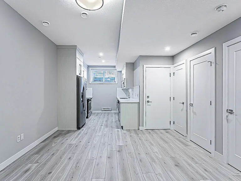 153B Creekside Dr SW #B — Photo 2
