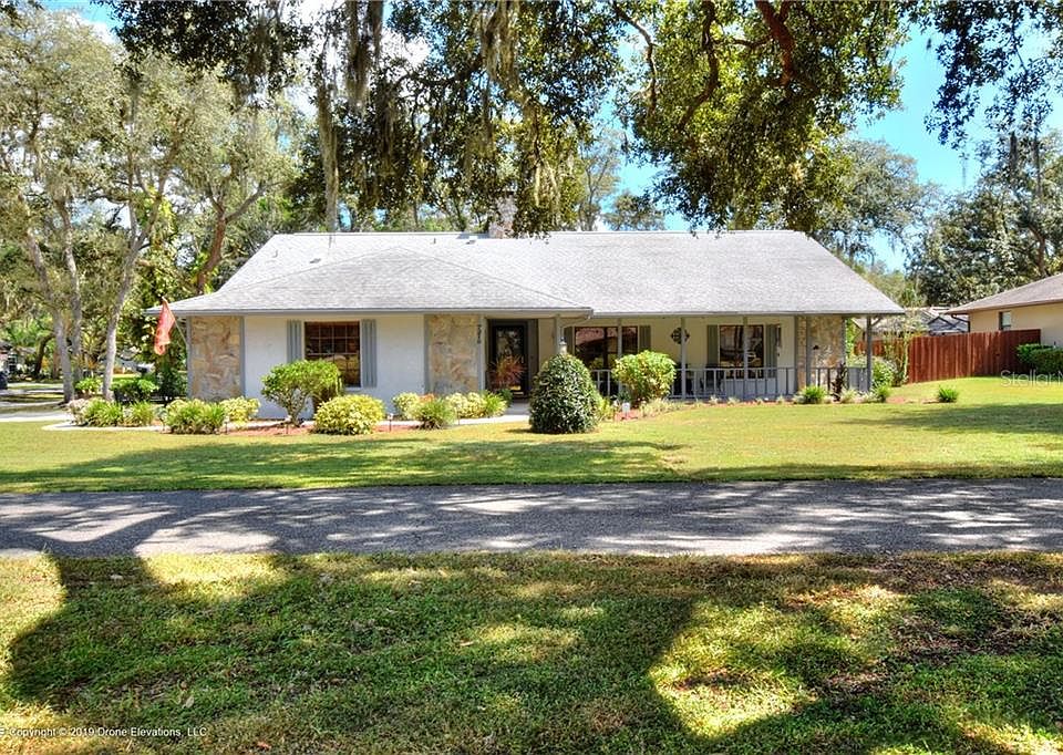 1st image of 7219 Centerhill Dr
