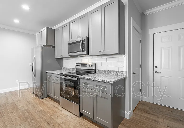 1904 Cypress Ln — Photo 17