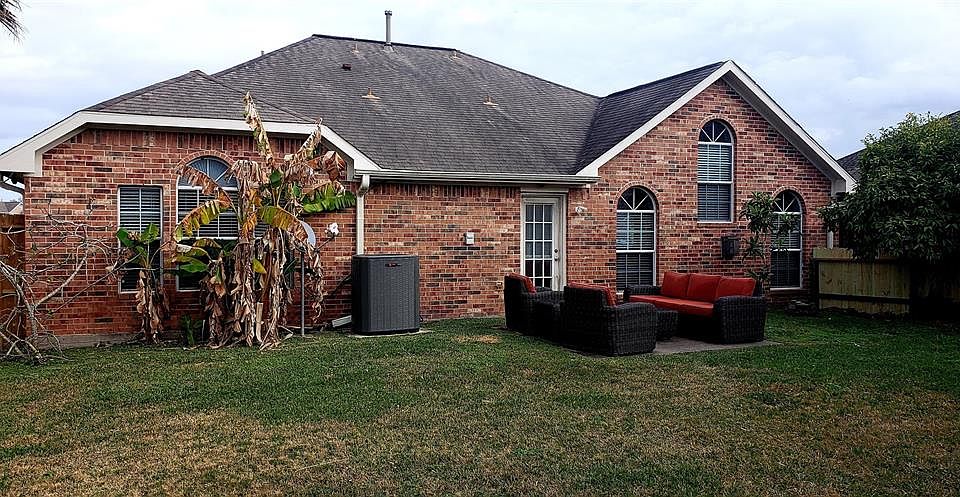 1st image of 315 Primrose Ln