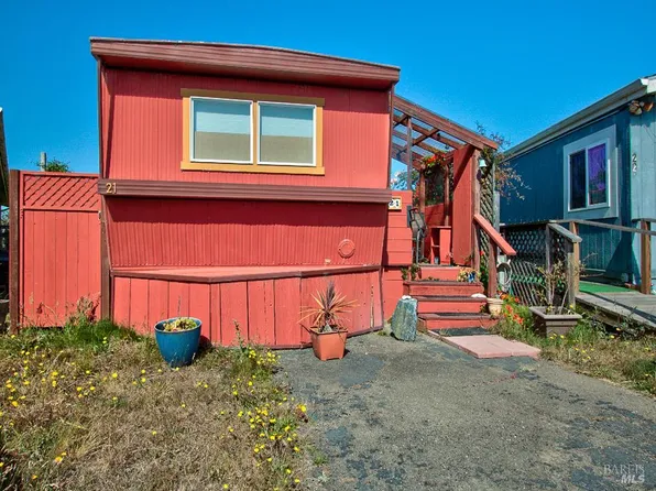32800 CA 20 Highway #21, Fort Bragg, CA 95437