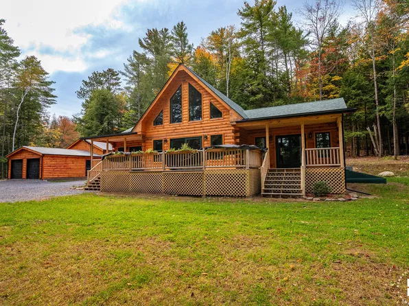 5509 Lincoln Pond Rd, Elizabethtown, NY 12932