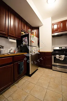 Rented by Red Sparrow Realty Group | media 30