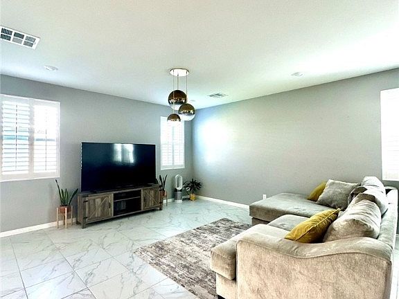 3rd image of 852 Cherry Glen Pl