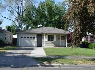 1028 Mount Pitt Ave, Medford, OR