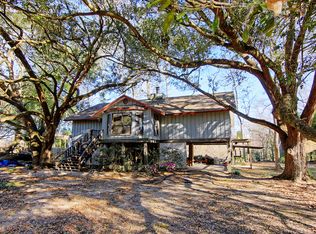 2517 Riverview Dr, Denham Springs, LA 70726