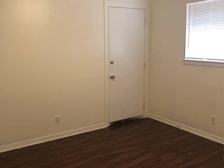 2201 Lanier Dr #A — Photo 18