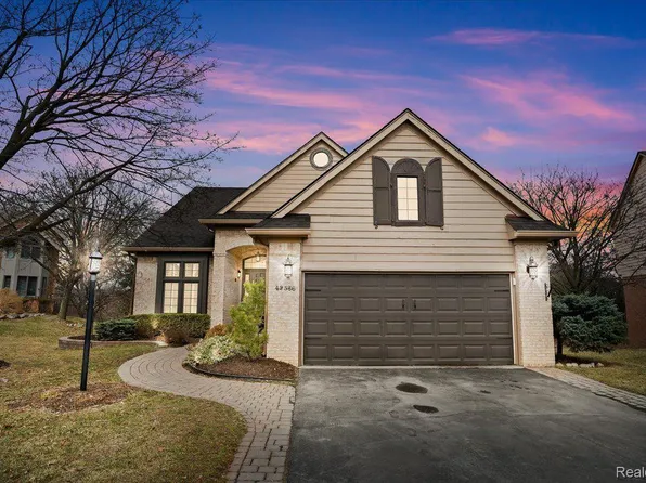 42586 Waterford Rd, Northville, MI 48168