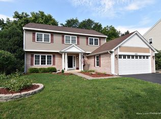 2S370 River Oaks Dr, Warrenville, IL 60555