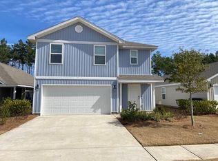 555 Earl Godwin Rd, Freeport, FL 32439