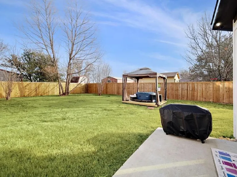 6708 Ermine Cir — Photo 18