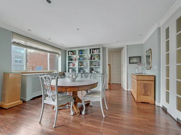 201 East 80th Street image 6 of 20