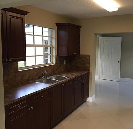 4th image of 1210 NW 175th St