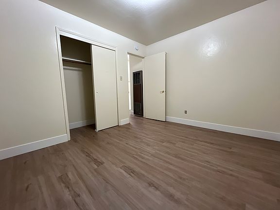 2nd image of 1326 P St APT 1