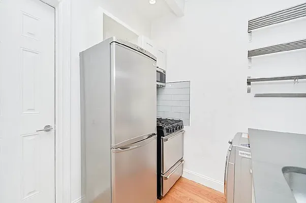 Rented by Living New York | media 15