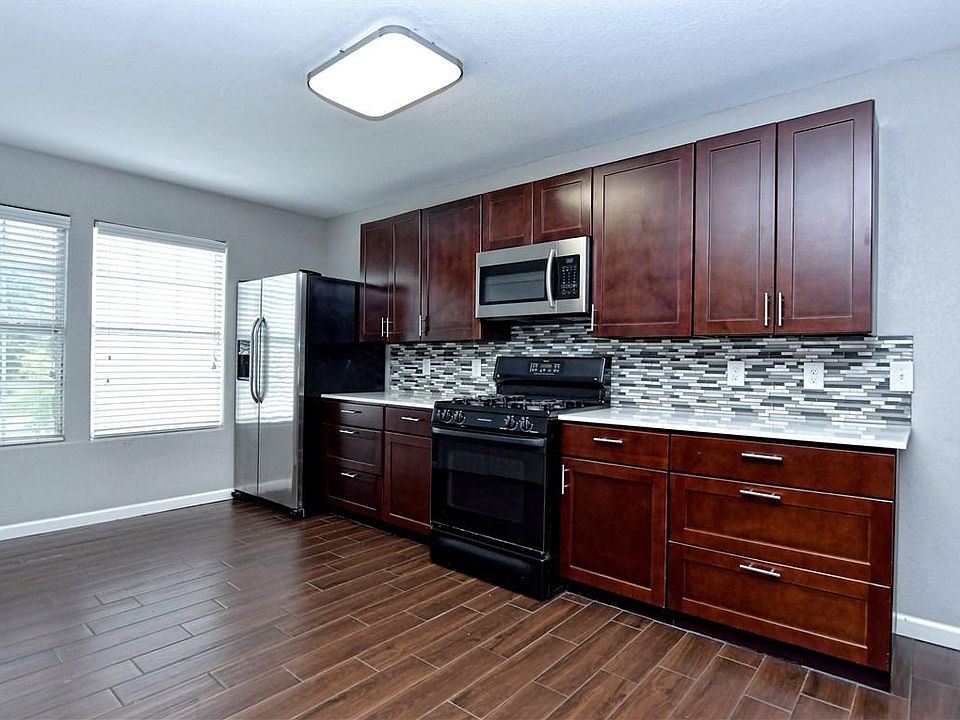 1st image of 5700 Glen Meadow Dr #B