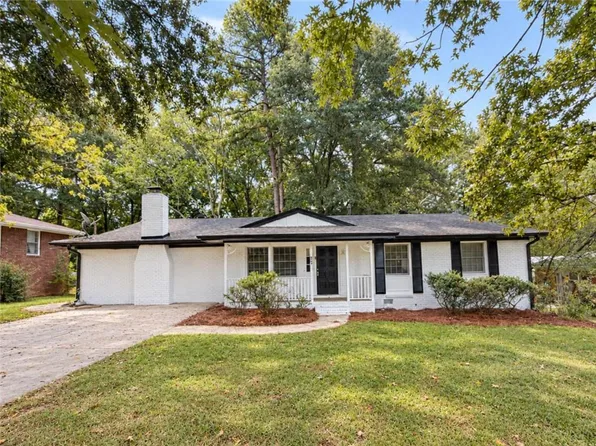 51 Joans Ct, Lawrenceville, GA 30046