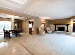 4631 Garry St #A, Delta, BC V4K2T2