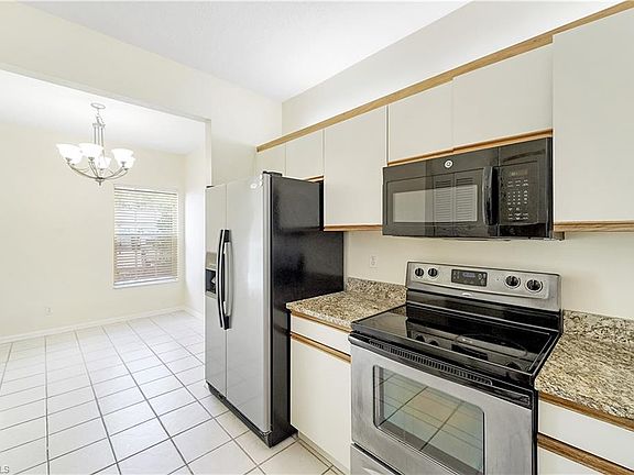 4th image of 841 Tanbark DR #104