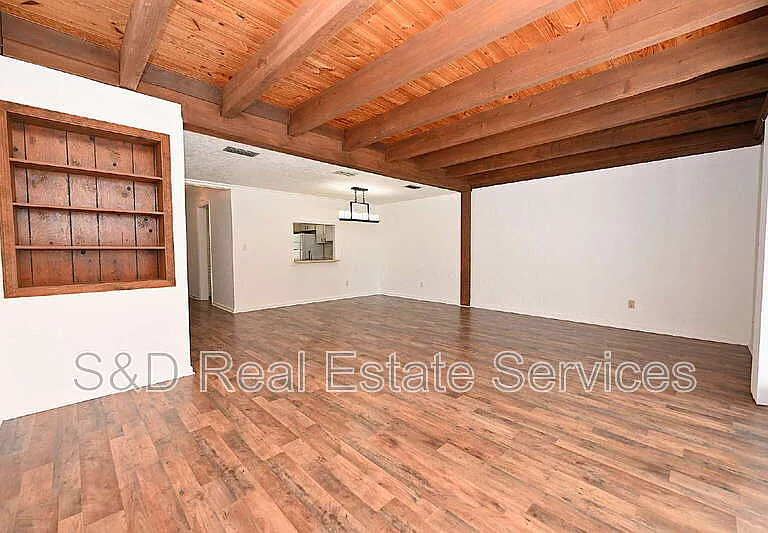 2249 9th St SE — Photo 15