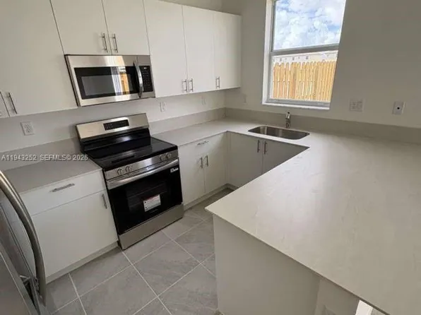 2708 SE 26th Ave, Homestead, FL 33035