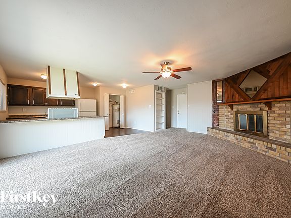 2nd image of 10010 Ironwood Ln