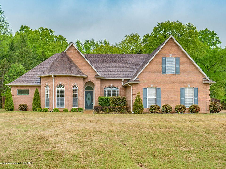 1st image of 10160 Cypress Lake Dr N