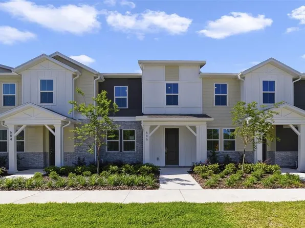 686 Lola Ln, Oviedo, FL 32765