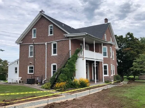 450 N Main St, Harleysville, PA 19438