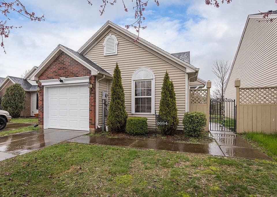 1st image of 2684 Wisteria Gdns