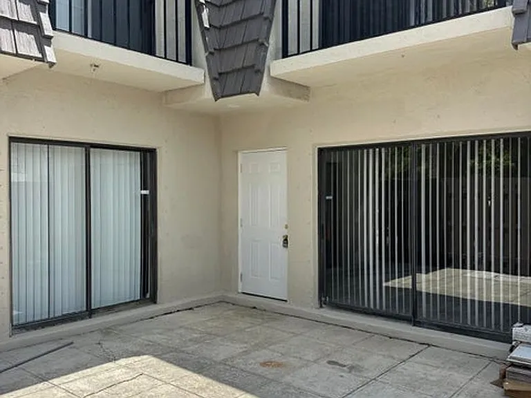 1917 N Congress Ave — Photo 9