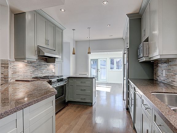 5th image of 138 Fallingbrook Rd