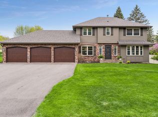 900 Nina Ct, Mendota Heights, MN 55118