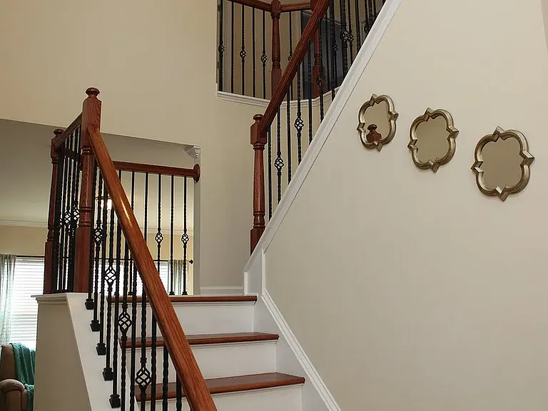 2088 Tanners Mill Dr — Photo 3