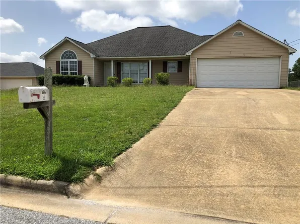 32 Lee Road 2112, Phenix City, AL 36870