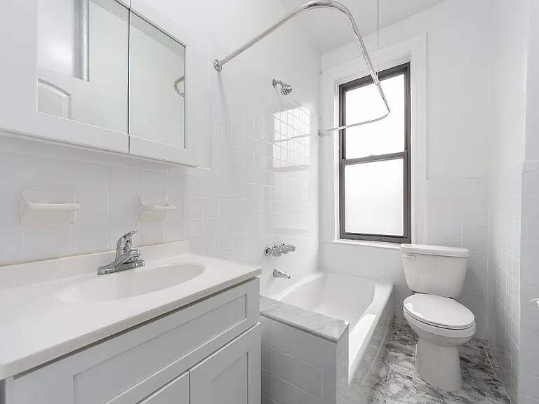 3150 33rd St #4B — Photo 9