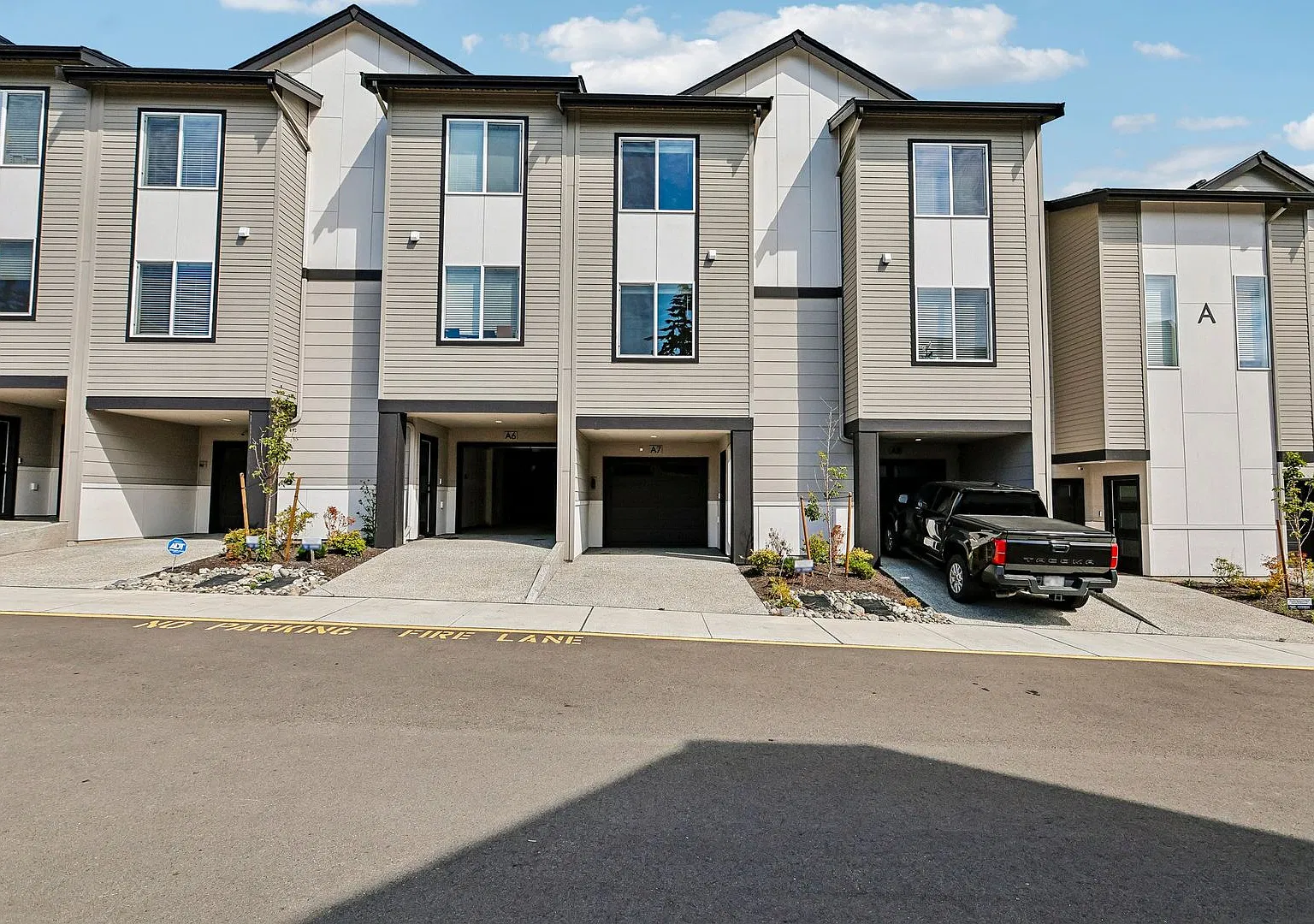 16723 Alderwood Mall Pkwy — Photo 1