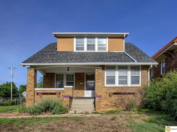 1046 S 31st St, Omaha, NE 68105