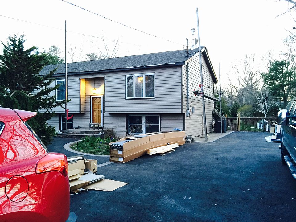 1st image of 302 Orchid Dr