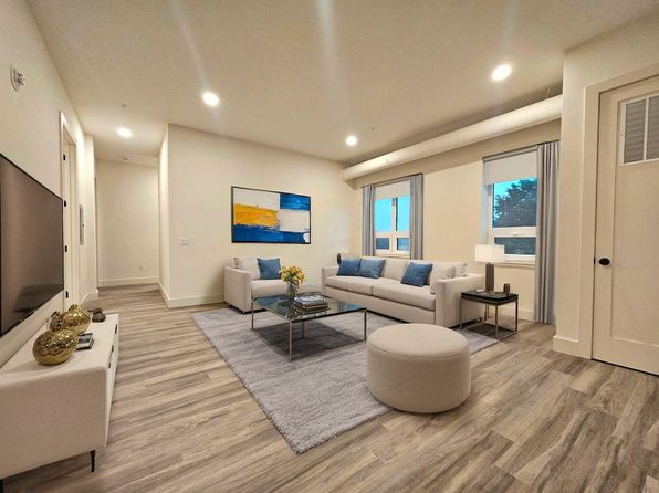 50 Washington St #7