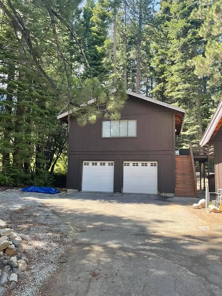 579 N Dyer Cir photo 1