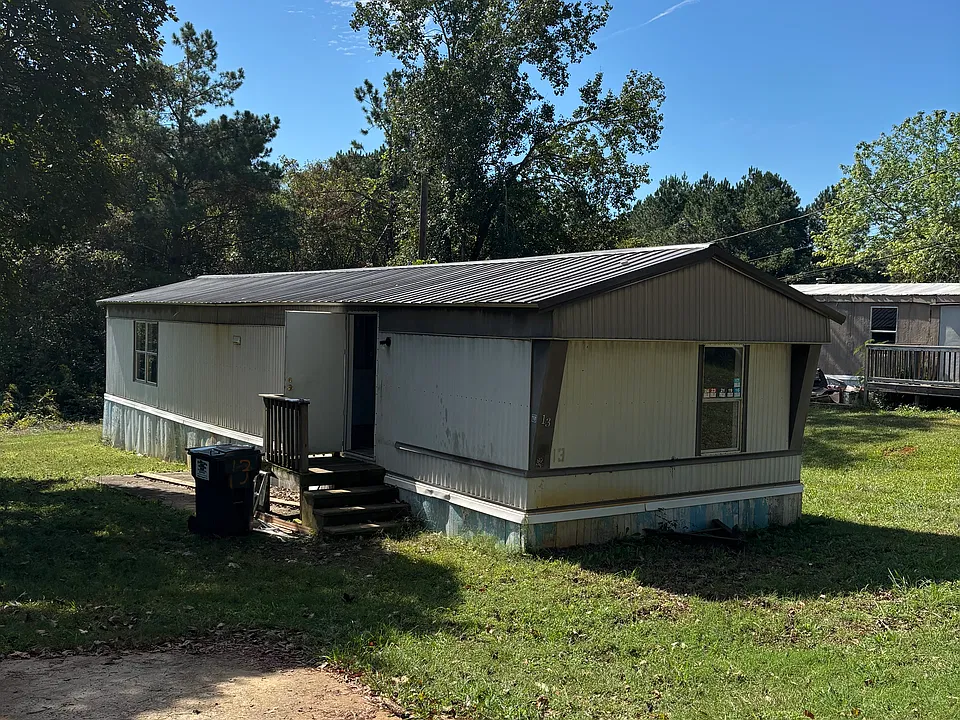 3184 Rockmart Rd SE #13